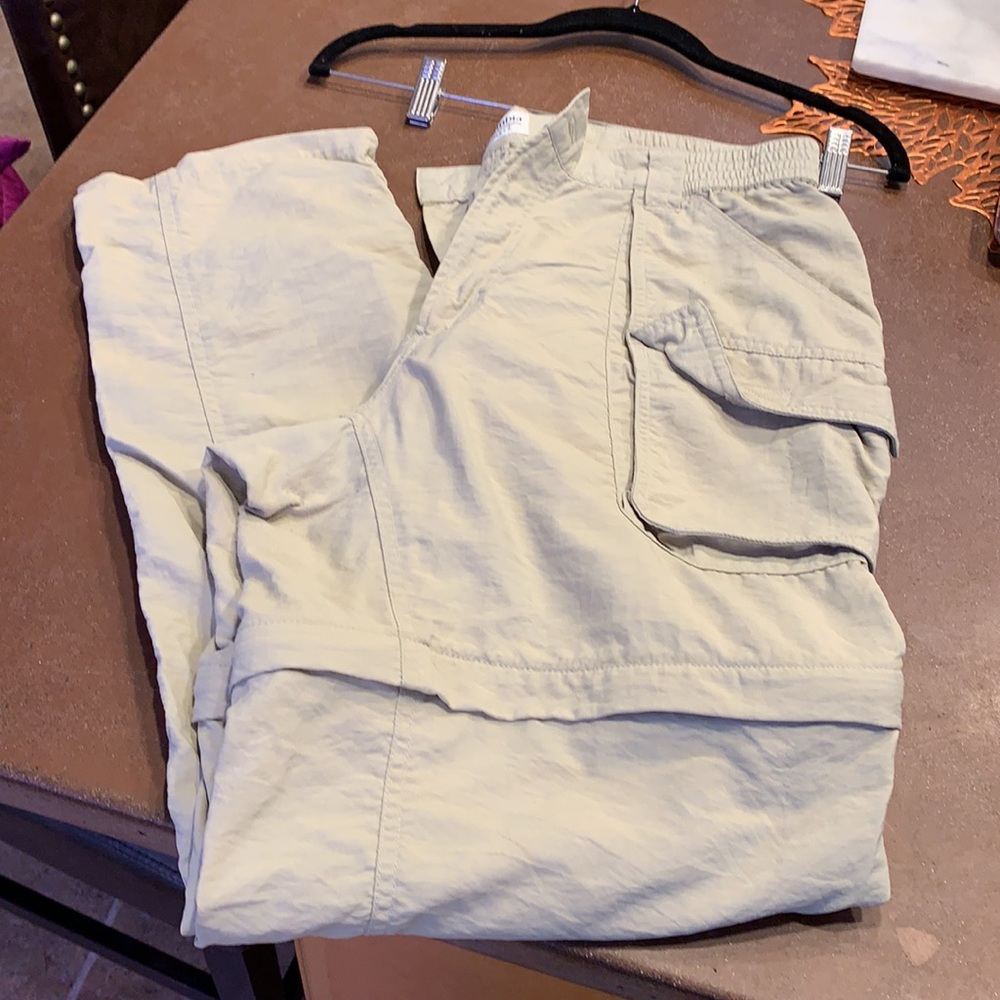 Ladies Columbia Outdoor Pants With Zip-Off Leg, Size XL
